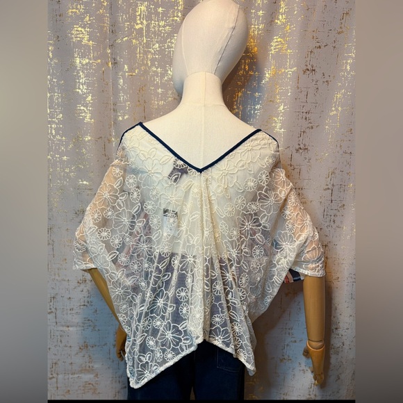 Rue21 Tops - Women's Off Shoulder Navy and Cream Patterned Top